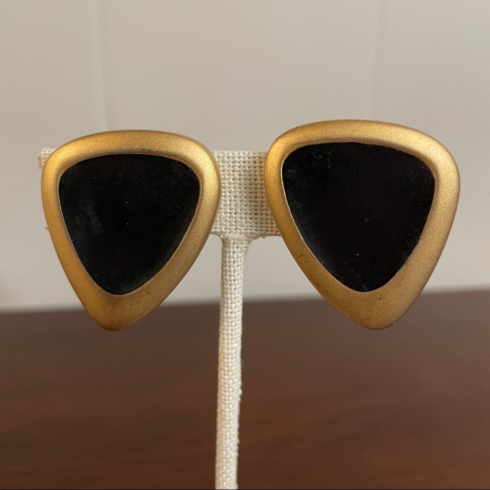 Vintage gold and black tone earrings . Vintage Ginnie Johansen GJD.